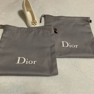DIOR smaller gray drawstring canvas Feel dust bags (2) VVGUC+++